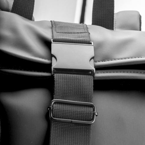 Zaino porta PC (15”) in Soft PU water resistant