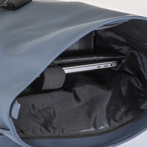 Zaino porta PC (15”) in Soft PU water resistant